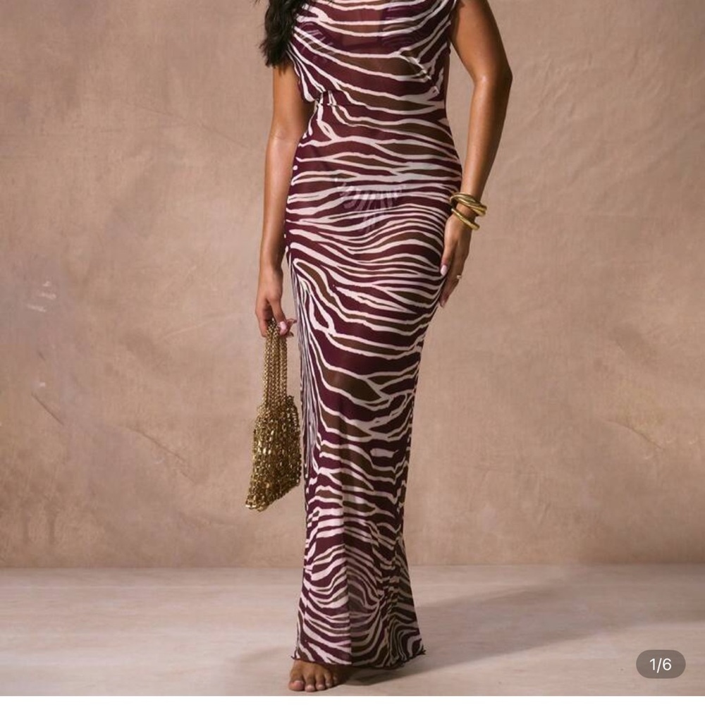 Elegant Zebra Print Maxi Dress